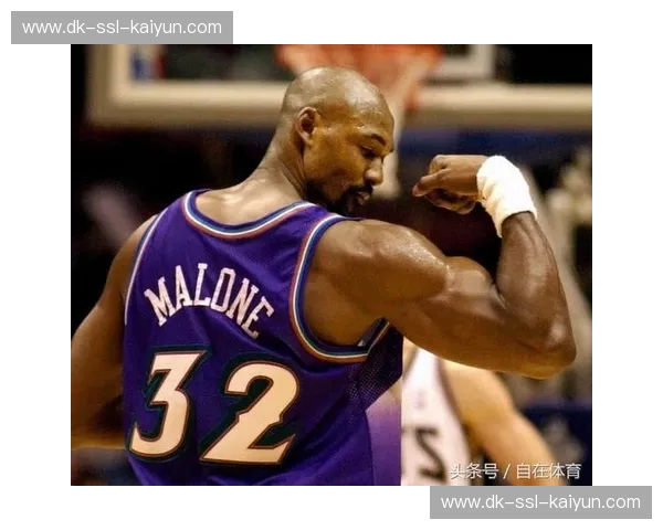 篮坛绝代双骄：莫宁与奥尼尔的恩怨情仇与传奇对决